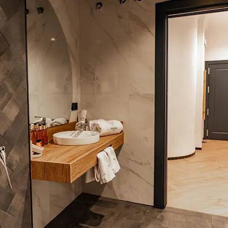 Bubaqia House - Boutique Hotel